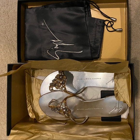 Giuseppe Zanotti 6.5 size 37 women’s sandals - Picture 1 of 6